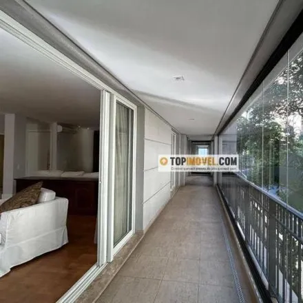 Buy this 2 bed apartment on Rua Doutor Rafael de Barros 526 in Paraíso, São Paulo - SP