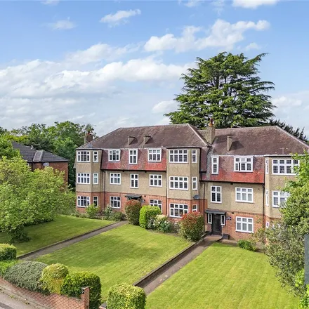 Rent this 2 bed apartment on Palmerston Road in Buckhurst Hill, IG9 5LJ
