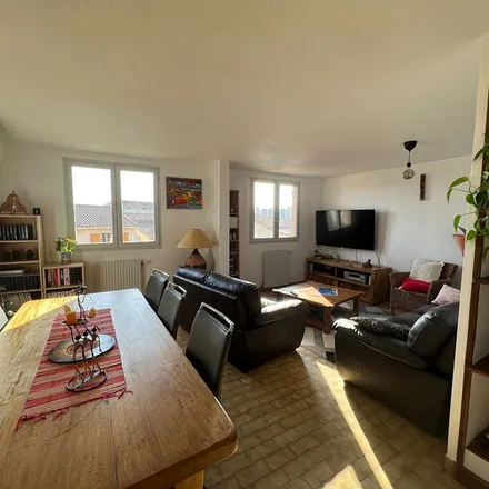 Rent this 3 bed apartment on Le Central in 24 Rue Alsace Lorraine, 30240 Le Grau-du-Roi