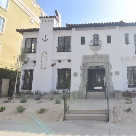 Rent this 2 bed apartment on 332 South Detroit Street in Los Angeles, CA 90036
