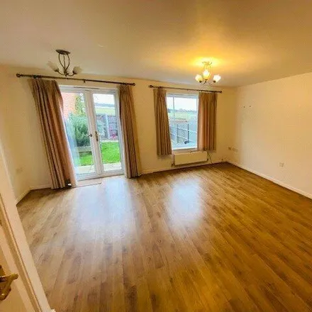 Image 3 - unnamed road, Mansfield Woodhouse, NG19 9DY, United Kingdom - Townhouse for rent