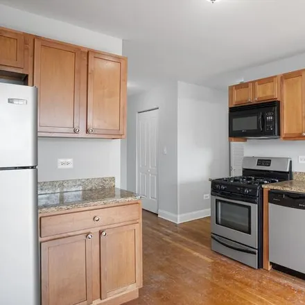 Rent this 1 bed apartment on 7616 N Marshfield Ave