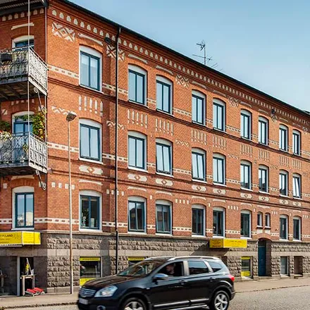 Rent this 2 bed apartment on Gamletullsgatan 6-10 in 301 04 Halmstad, Sweden