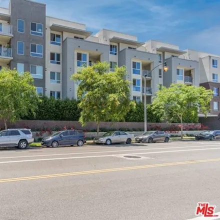 Rent this 1 bed condo on 12623 West Bluff Creek Drive in Los Angeles, CA 90094