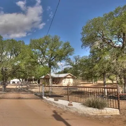 Image 6 - 120 West Leon Street, Llano, TX 78643, USA - House for sale