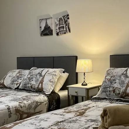 Rent this 2 bed apartment on Houston