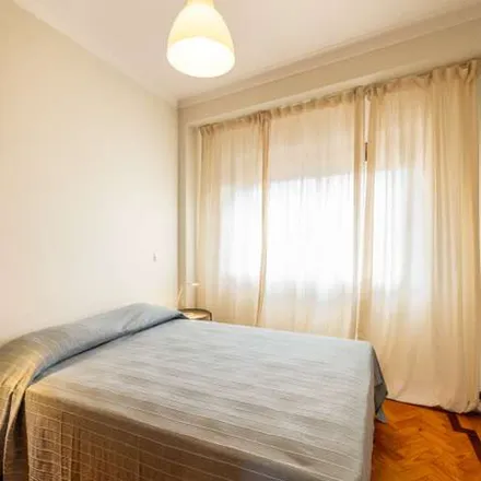 Rent this 3 bed apartment on Hotel Estoril Porto in Rua de Cedofeita 193, 4050-179 Porto