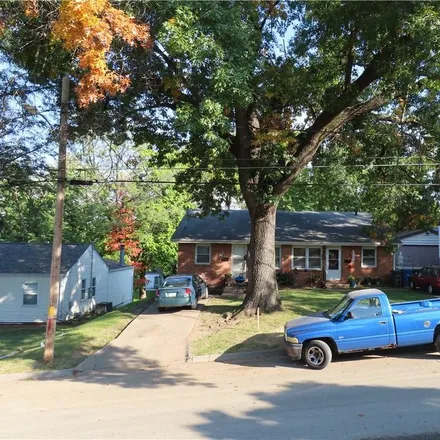 Buy this studio house on 500 Broad Street in Des Moines, IA 50315