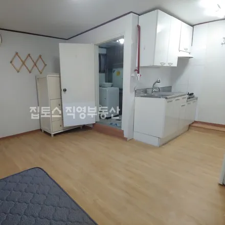 Image 3 - 서울특별시 송파구 삼전동 107-1 - Apartment for rent