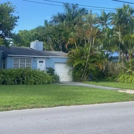 Rent this 2 bed house on 1016 NE 4th St in Fort Lauderdale, Florida