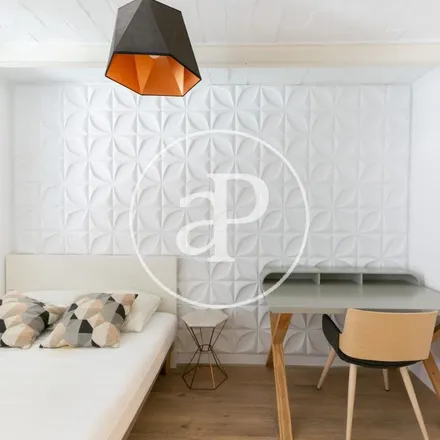 Rent this 3 bed apartment on Restaurant Mi Rincón in Avinguda Diagonal, 08001 Barcelona