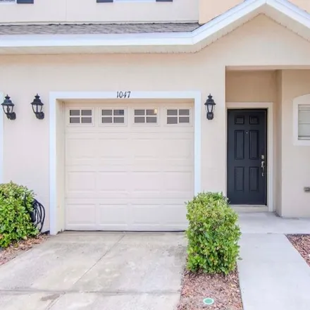 Image 1 - 1048 Andrew Aviles Circle, Alexandria Place, Hillsborough County, FL 33619, USA - Townhouse for sale