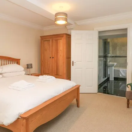 Rent this 4 bed apartment on High Peak in SK17 6EQ, United Kingdom