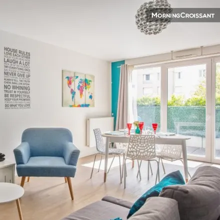 Rent this 2 bed apartment on Nanterre in Quartier de l'Université, FR