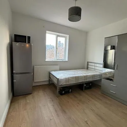 Image 2 - Dollis Hill, Chapter Road, Dudden Hill, London, NW10 1BD, United Kingdom - Apartment for rent