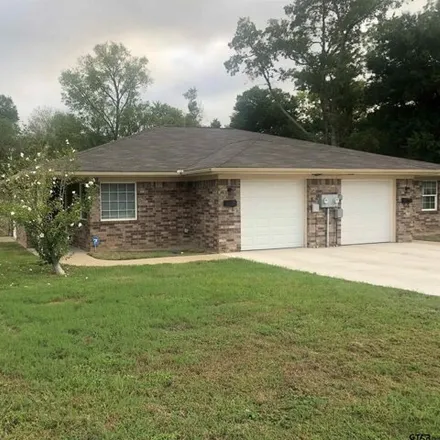 Rent this 2 bed house on 606 Tyler Street in Jacksonville, TX 75766