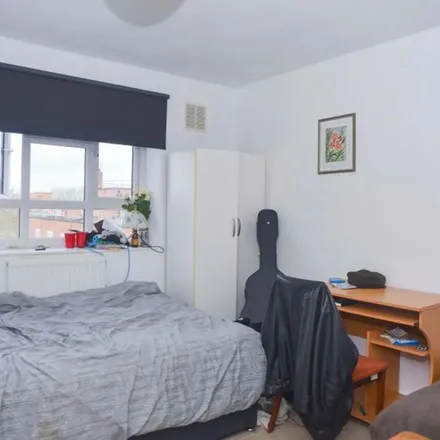Rent this 1 bed apartment on Shenstone House in Fir Tree Close, London