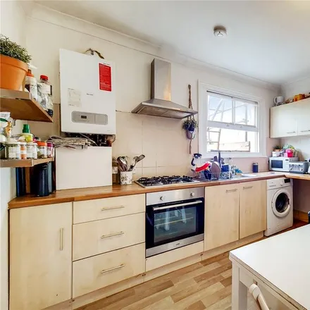 Rent this 3 bed apartment on 24 Ferndale Road in London, SW4 7RL