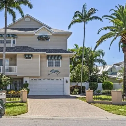 Image 2 - 238 71st Avenue, Saint Pete Beach, Pinellas County, FL 33706, USA - House for sale