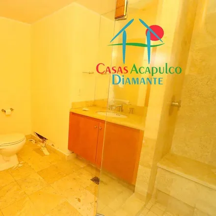 Buy this 3 bed apartment on Calle Costera de las Palmas in 39300 Acapulco, GRO