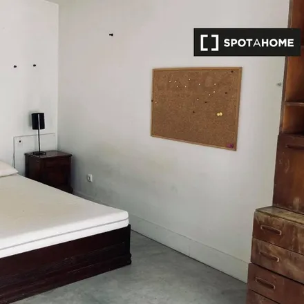 Rent this 4 bed room on Rua da Esperança do Cardal in 1150-326 Lisbon, Portugal
