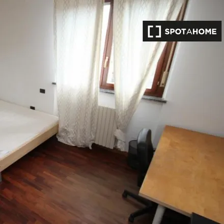 Rent this 6 bed room on Via Giovanni Spadolini in 20136 Milan MI, Italy