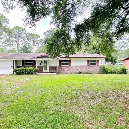 Buy this 3 bed house on 4480 NE 25th Ave in Ocala, Florida
