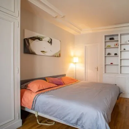 Image 5 - 12 Rue d'Armaillé, 75017 Paris, France - Apartment for rent
