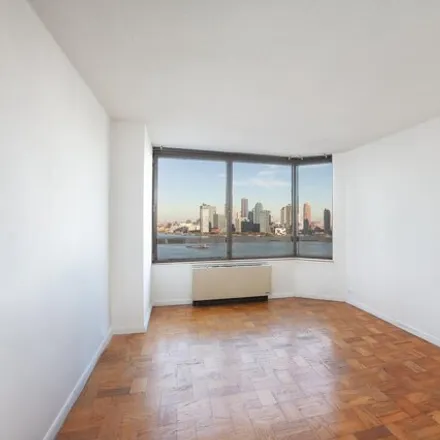 Image 3 - Manhattan Place, East 37th Street, New York, NY 10016, USA - Condo for sale