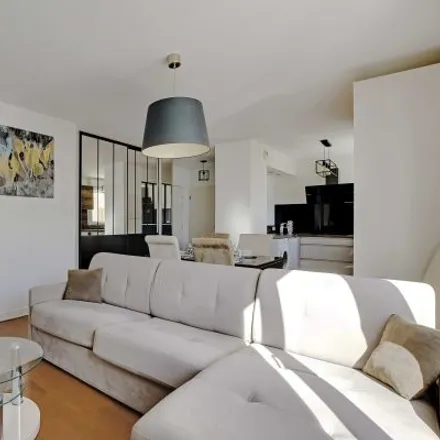 Rent this 4 bed apartment on 13 Rue Paul Vaillant-Couturier in 92300 Levallois-Perret, France
