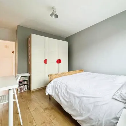 Image 6 - 248 Camberwell Road, London, SE5 0DP, United Kingdom - Apartment for sale