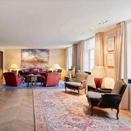 Image 2 - 5 Grosvenor Square, London, W1K 4BN, United Kingdom - Apartment for sale