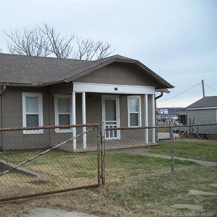 Rent this 3 bed house on 115 North Grant Avenue in Sand Springs, OK 74063