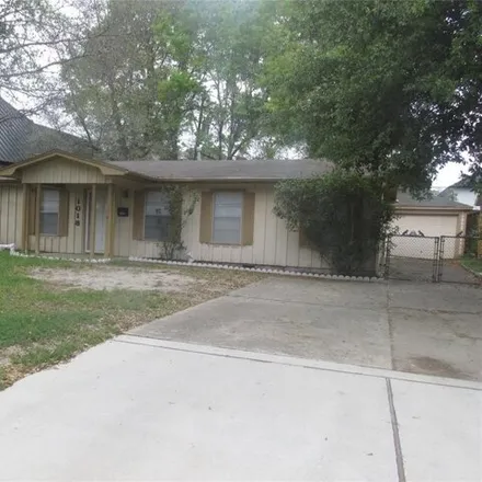 Rent this 3 bed house on 1038 Rosepoint Street in Houston, TX 77018