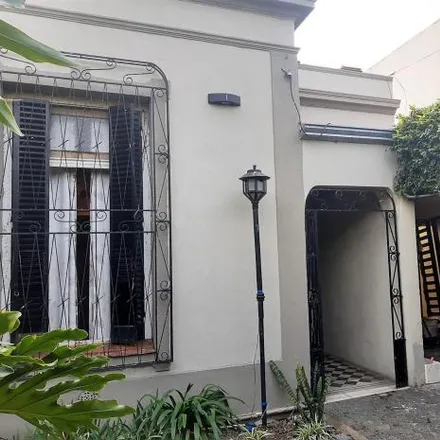 Buy this 2 bed house on Sáenz Peña 477 in 1826 Partido de Lanús, Argentina