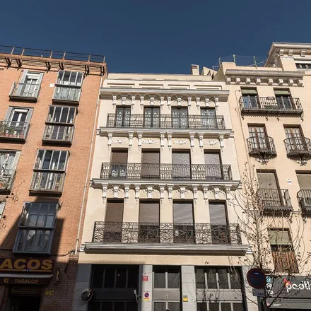 Image 3 - Lagur, Plaza de la Cebada, 28005 Madrid, Spain - Apartment for rent