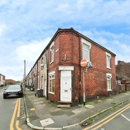 Rent this 4 bed townhouse on Chatham Street in Hanley, ST1 4NN