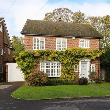 Buy this 3 bed house on Woodland Grove in Weybridge, KT13 9EQ