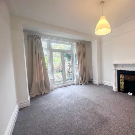 Image 6 - Langdon Road, London, BR2 9JS, United Kingdom - Duplex for rent