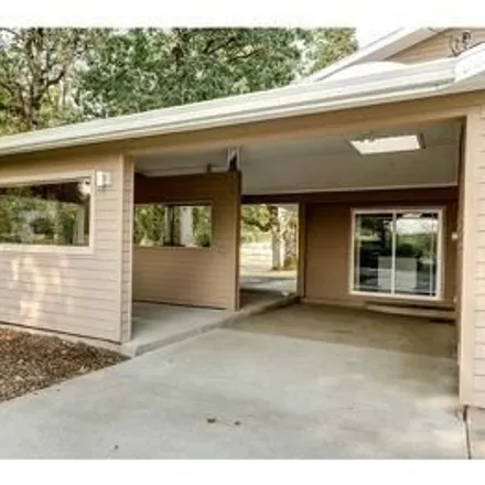 Image 9 - 26718 Cantrell Road, Eugene, OR 97402, USA - House for sale