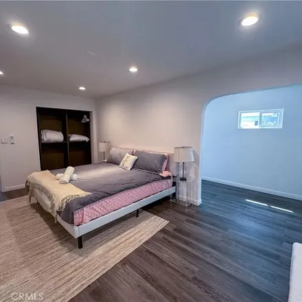 Rent this 2 bed apartment on 2690 West 73rd Street in Los Angeles, CA 90043