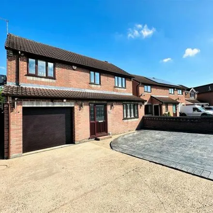 Buy this 4 bed house on Park Lane Road in Hatfield, DN7 4JN