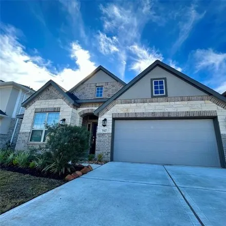 Rent this 3 bed house on Vineyard Creek Drive in Fort Bend County, TX 77441