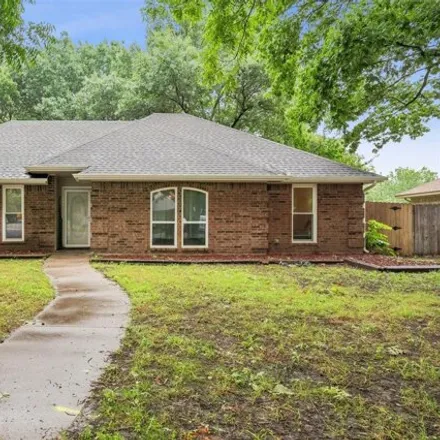Buy this 3 bed house on 967 Farley Street in Waxahachie, TX 75165