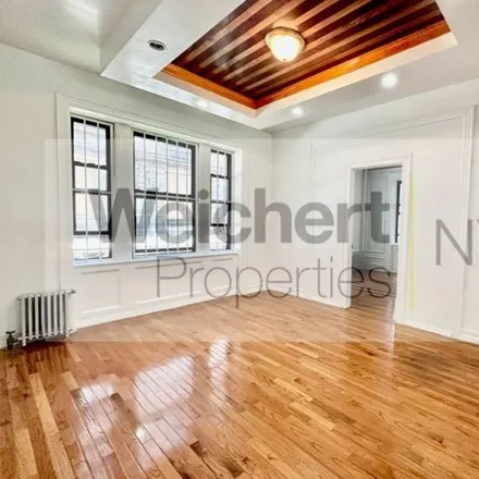 Rent this 3 bed house on 419 West 129th Street in New York, NY 10027