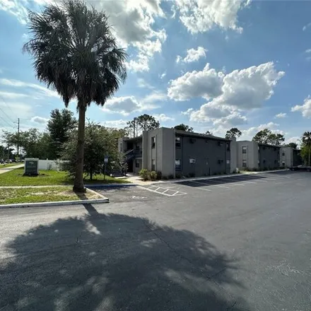 Rent this 1 bed apartment on Best Memories Academy in Curry Ford Road, Orlando