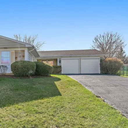 Buy this 3 bed house on 142 Brixham Place in Schaumburg, IL 60194