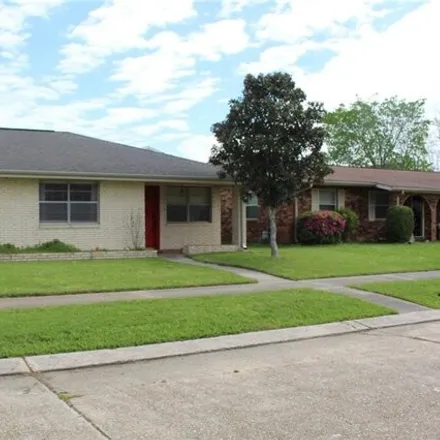 Image 2 - 1309 Generes Dr, Harahan, Louisiana, 70123 - House for sale