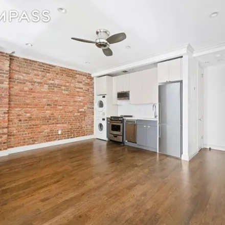 Image 1 - 51 West 11th Street, New York, NY 10011, USA - House for rent