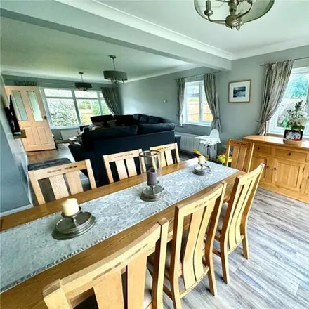 Image 2 - Lions Lane, Ashley Heath, BH24 2HL, United Kingdom - House for sale